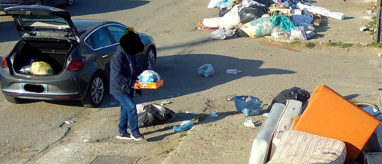 abbandono rifiuti11 