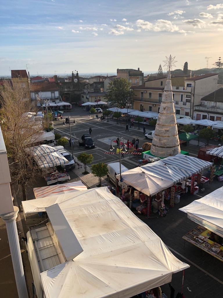 mercato piazza del popolo