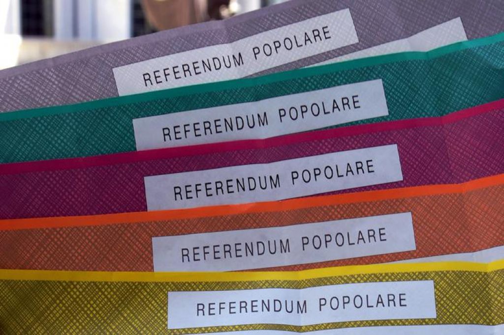 referendum_12giugno_schede_fg-d91b1ed7ae54de705934792e444c0b84