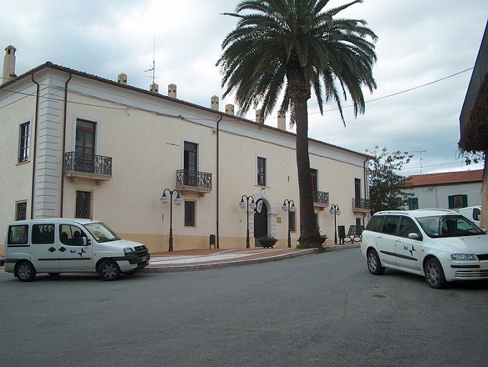 Isola_Capo_Rizzuto_tondo