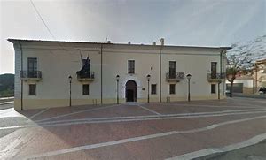 Palazzo_Comunale_Isola_C.R.